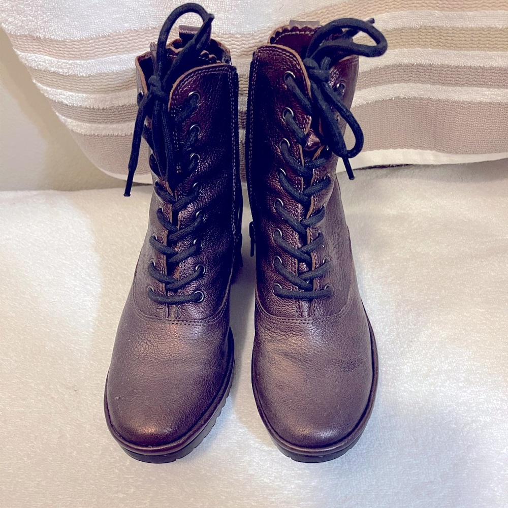 Ladies Fly London boots maroon metallic 8-8.5 M